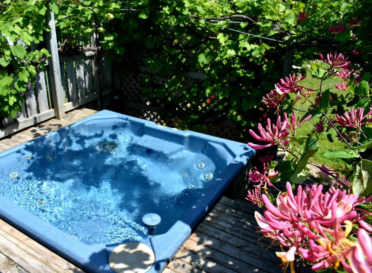 Seascape Coastal Retreat - Adults Only - Hot Tubs 호텔 인고니시 외부 사진